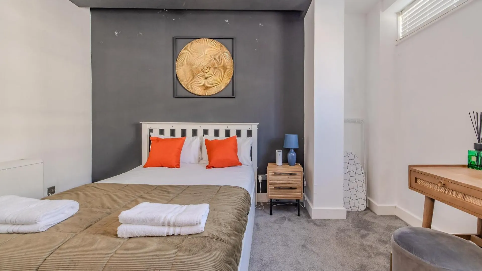 Super Central 2 Bedroom Flat Next To Brighton Beach & Shopping Center 0*,  Ηνωμένο Βασίλειο