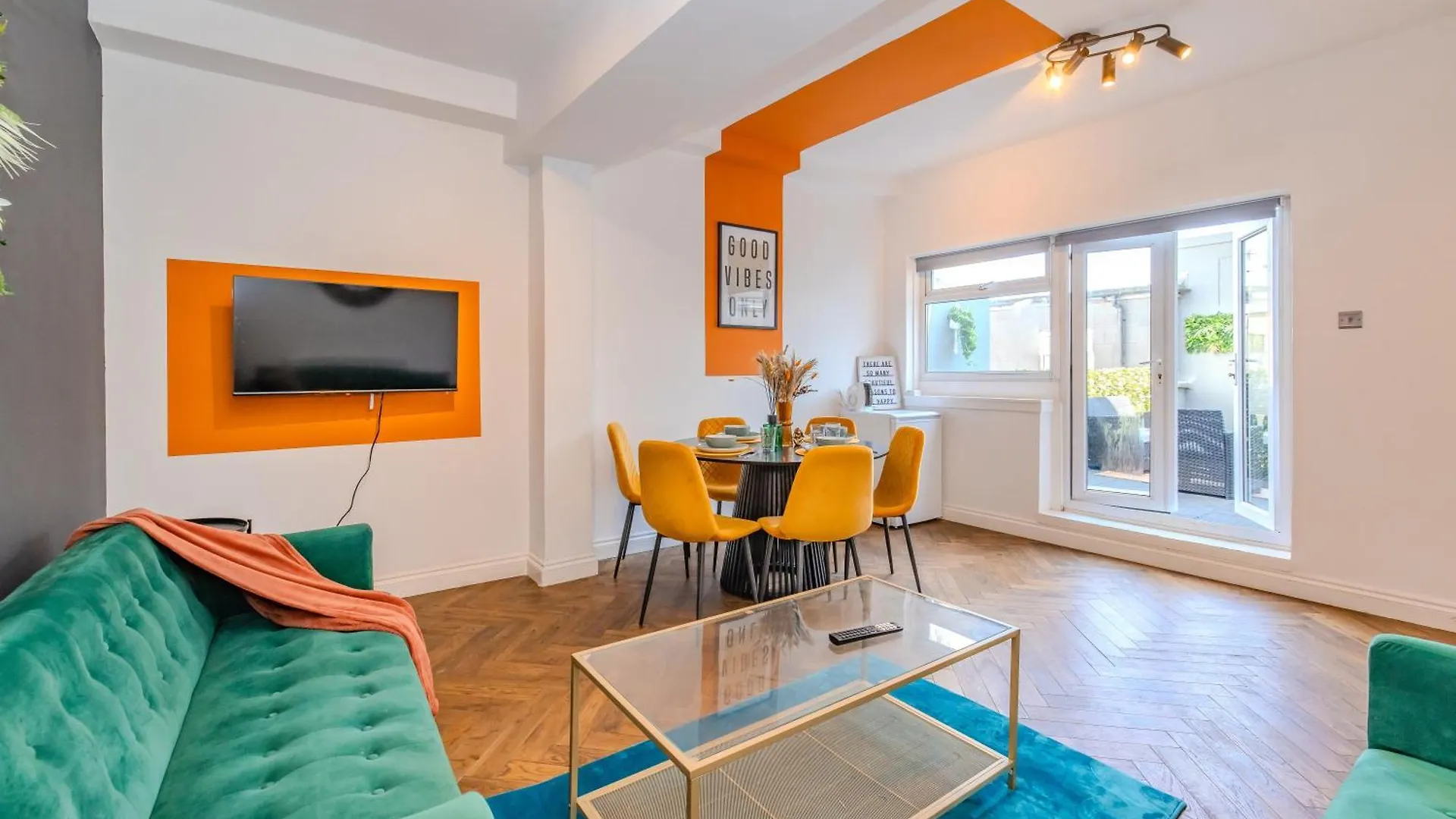 Super Central 2 Bedroom Flat Next To Brighton Beach & Shopping Center Reino Unido